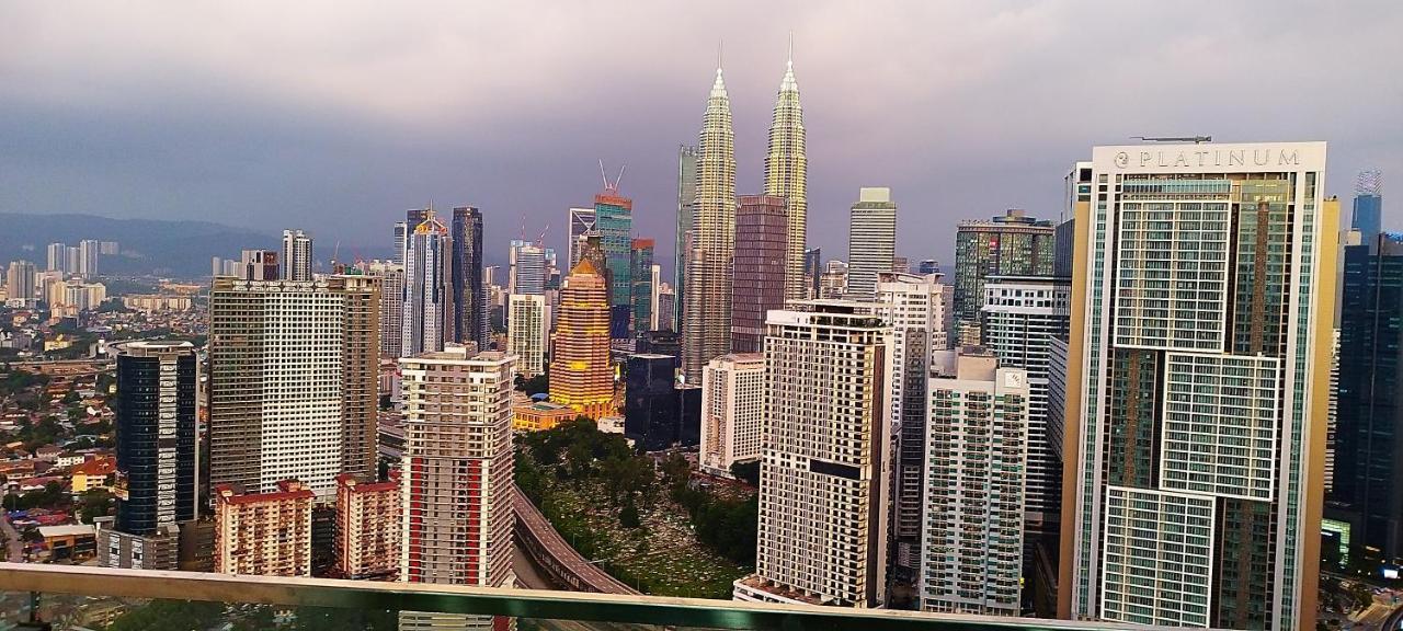 Colony By Infinitum Suites Service Klcc Куала-Лумпур Экстерьер фото