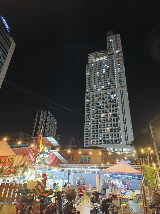 Colony By Infinitum Suites Service Klcc Куала-Лумпур Экстерьер фото
