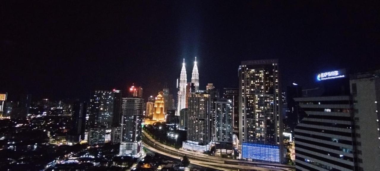 Colony By Infinitum Suites Service Klcc Куала-Лумпур Экстерьер фото
