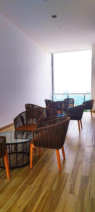 Colony By Infinitum Suites Service Klcc Куала-Лумпур Экстерьер фото